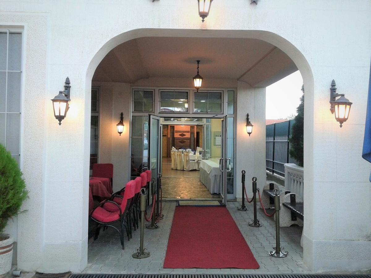 Hotel Tehnograd Кралево Екстер'єр фото